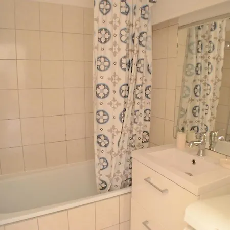 Apartment Studio Cabine 4 Personnes Avec Piscine En Front De Mer