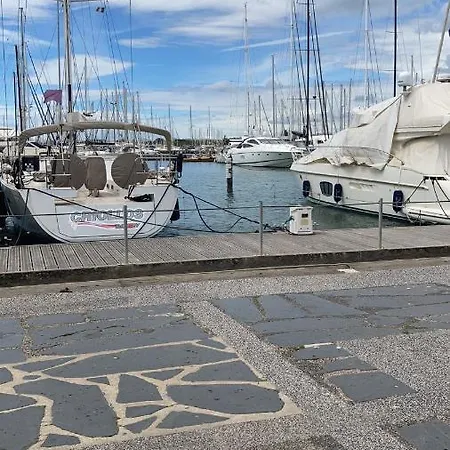 Studio Cabine 4 Personnes Avec Piscine En Front De Mer * Agde